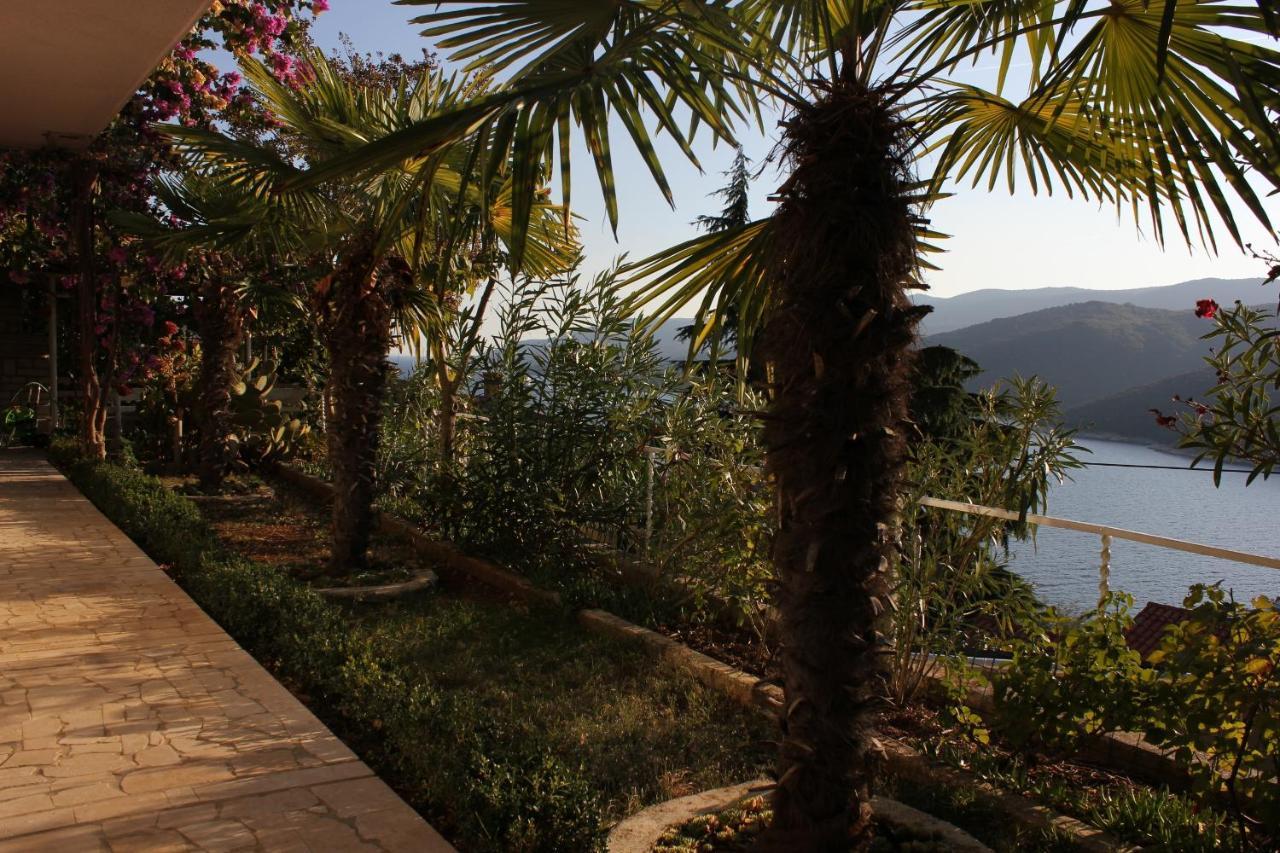 Apartments With A Parking Space Rabac, Labin - 7410 Екстер'єр фото