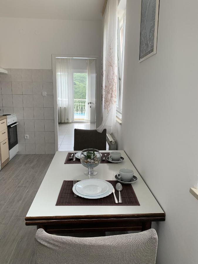 Apartments With A Parking Space Rabac, Labin - 7410 Екстер'єр фото