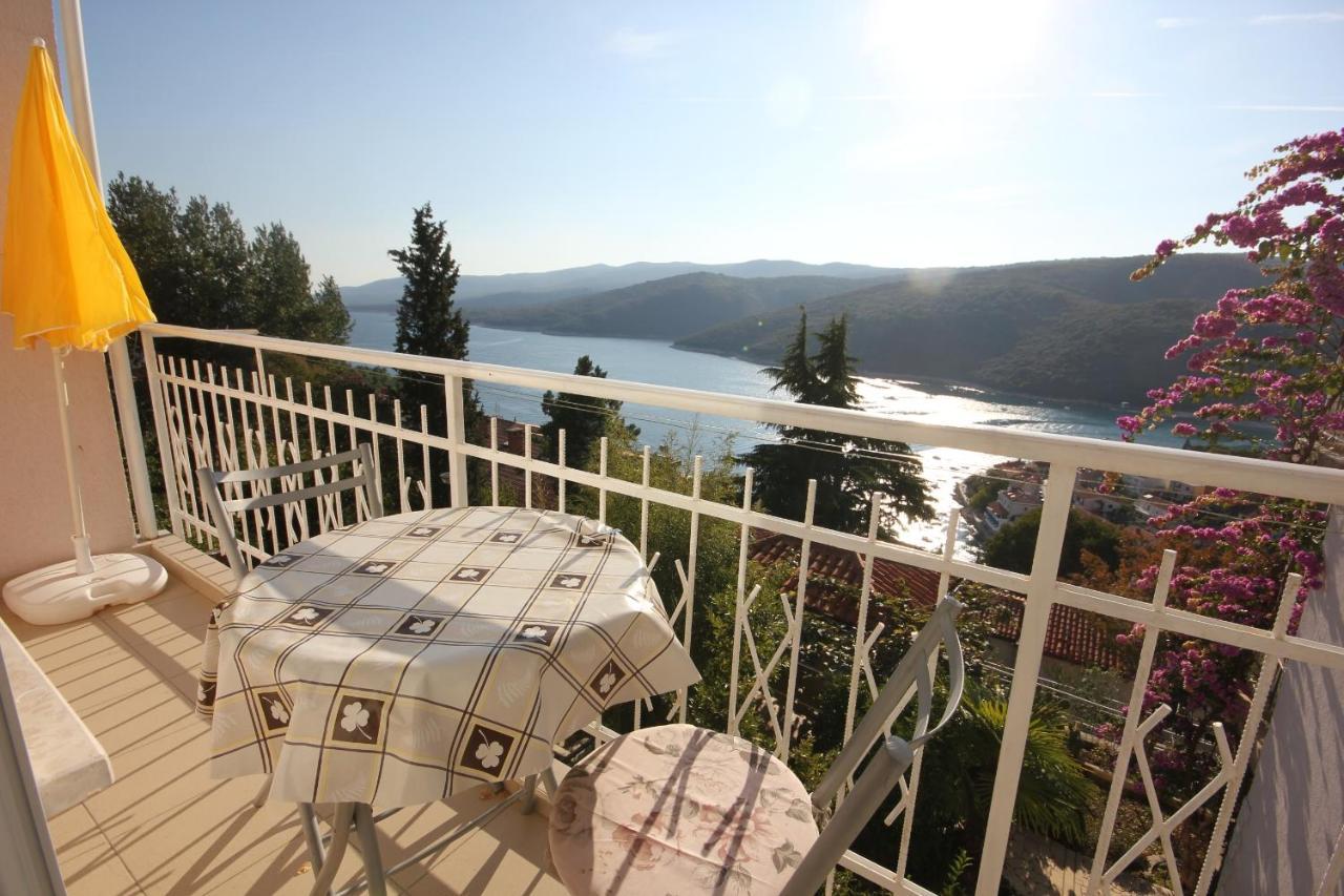 Apartments With A Parking Space Rabac, Labin - 7410 Екстер'єр фото
