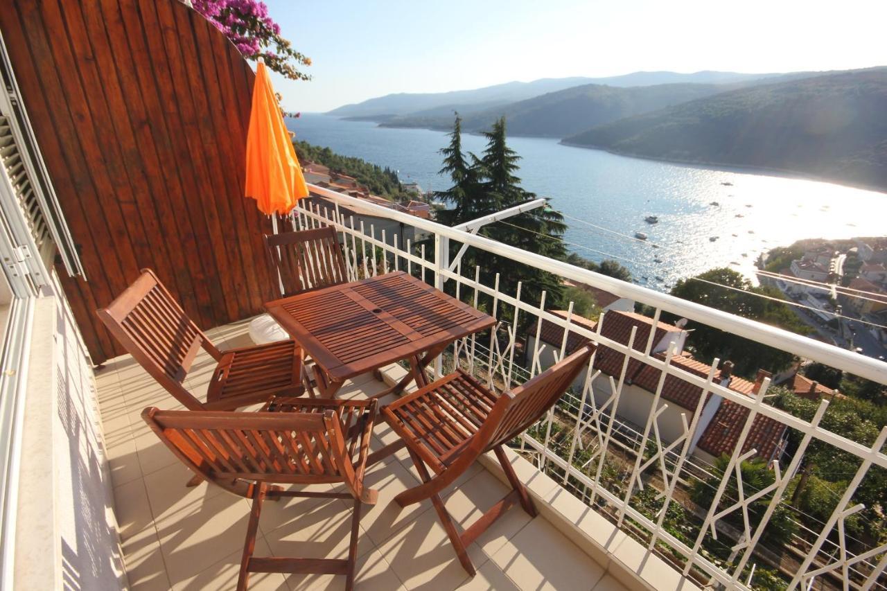 Apartments With A Parking Space Rabac, Labin - 7410 Екстер'єр фото