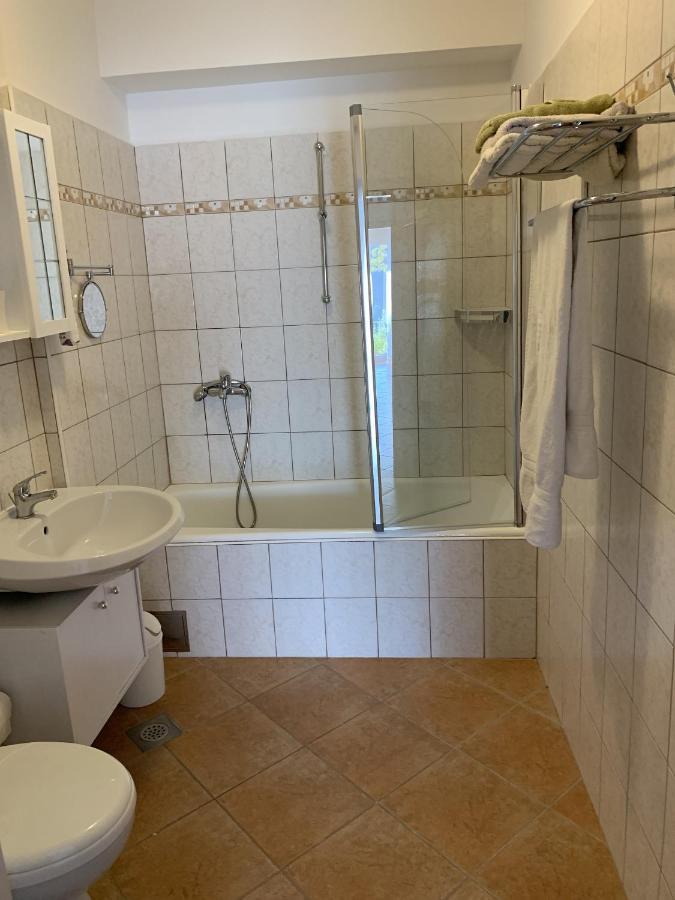 Apartments With A Parking Space Rabac, Labin - 7410 Екстер'єр фото
