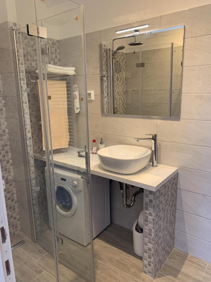 Apartments With A Parking Space Rabac, Labin - 7410 Екстер'єр фото
