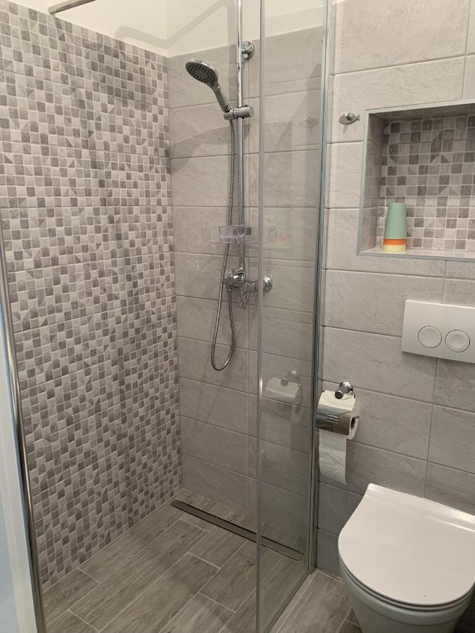 Apartments With A Parking Space Rabac, Labin - 7410 Екстер'єр фото