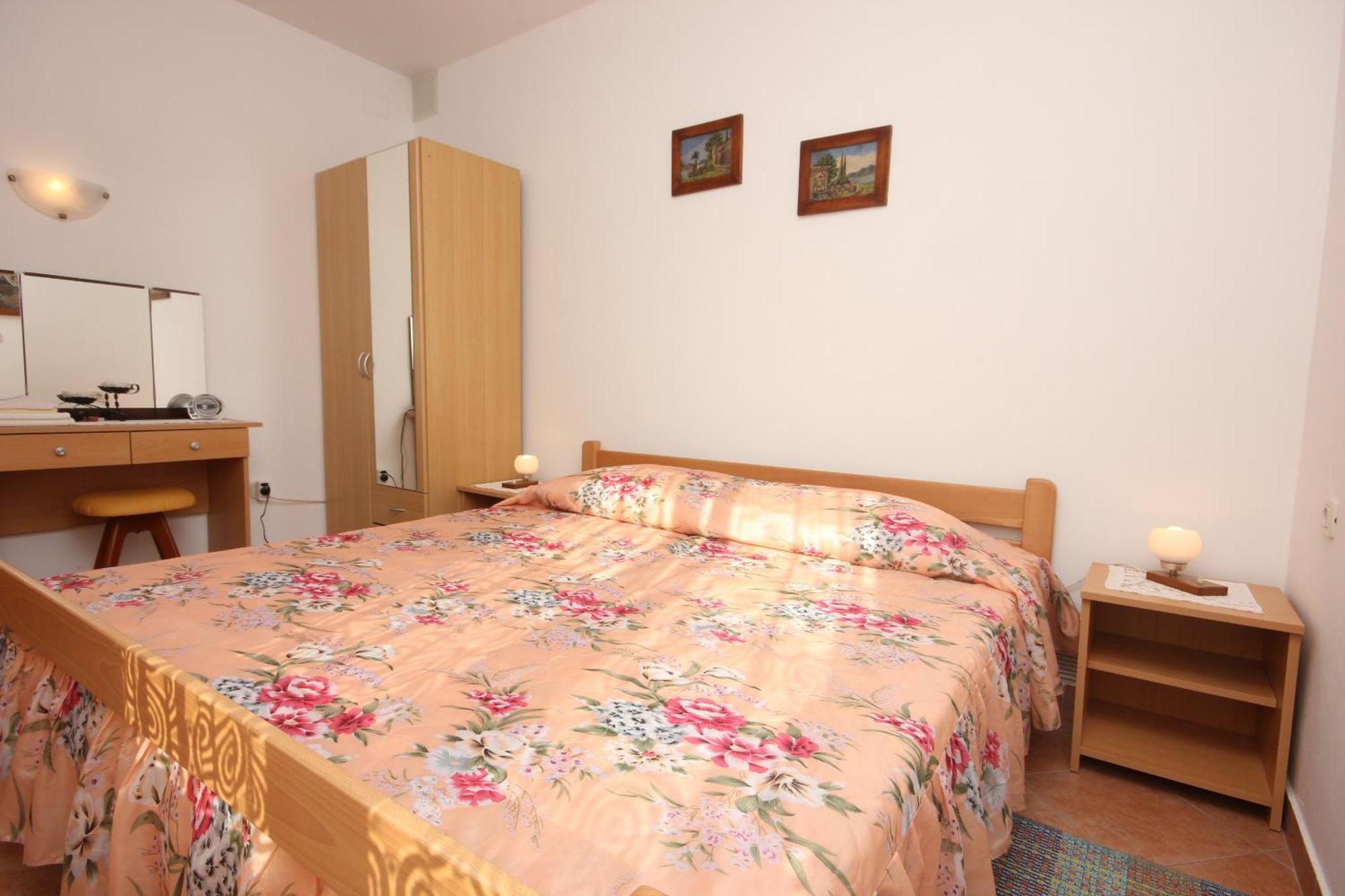 Apartments With A Parking Space Rabac, Labin - 7410 Номер фото
